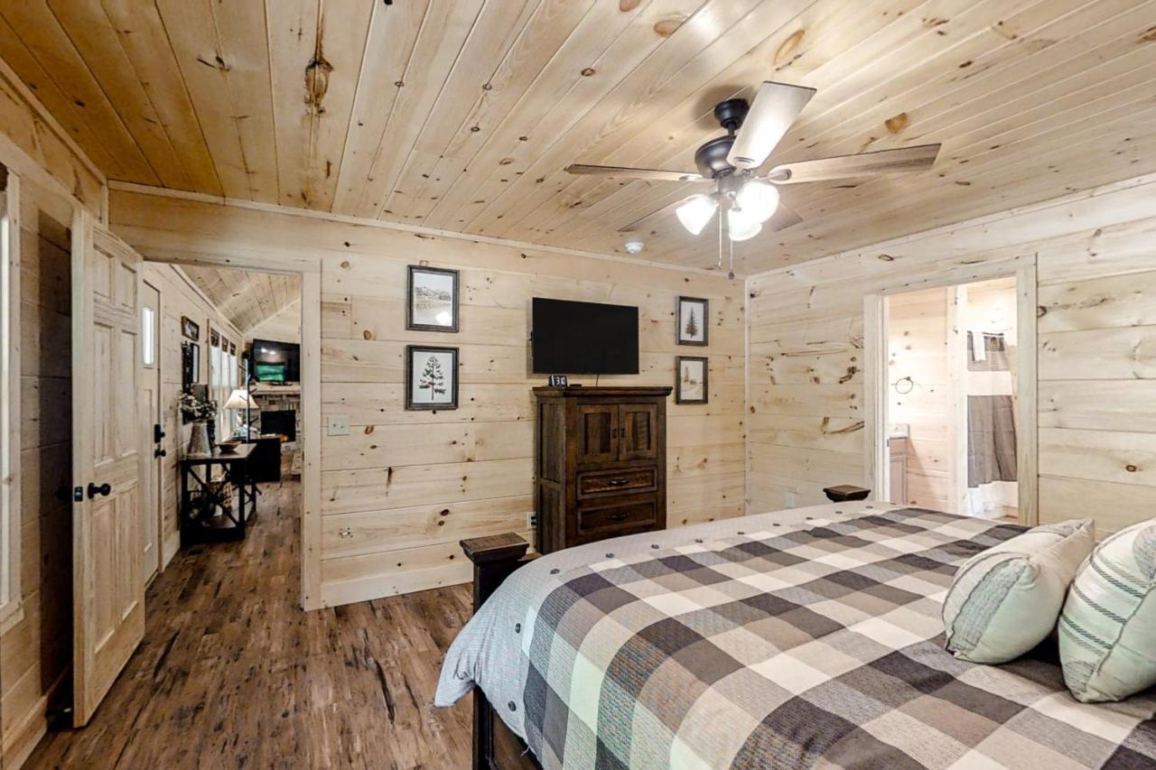 Misty Mountain Retreat Villa Sevierville Exterior photo